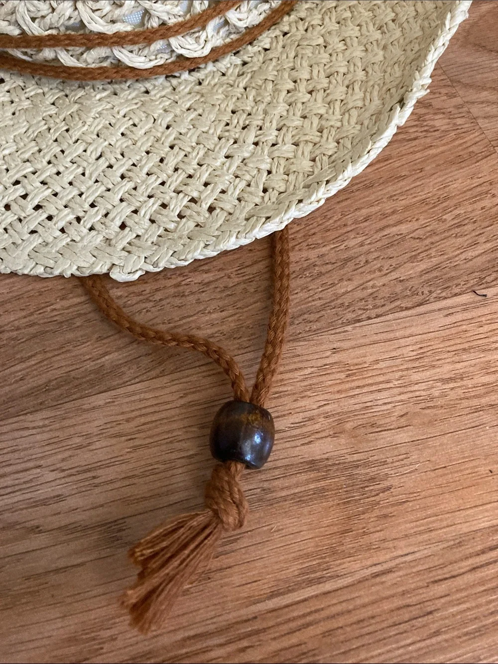 NWOT cowgirl/cowboy  Wolven straw, beige color, summer hat.
